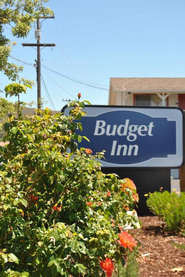 Budget Inn image 2