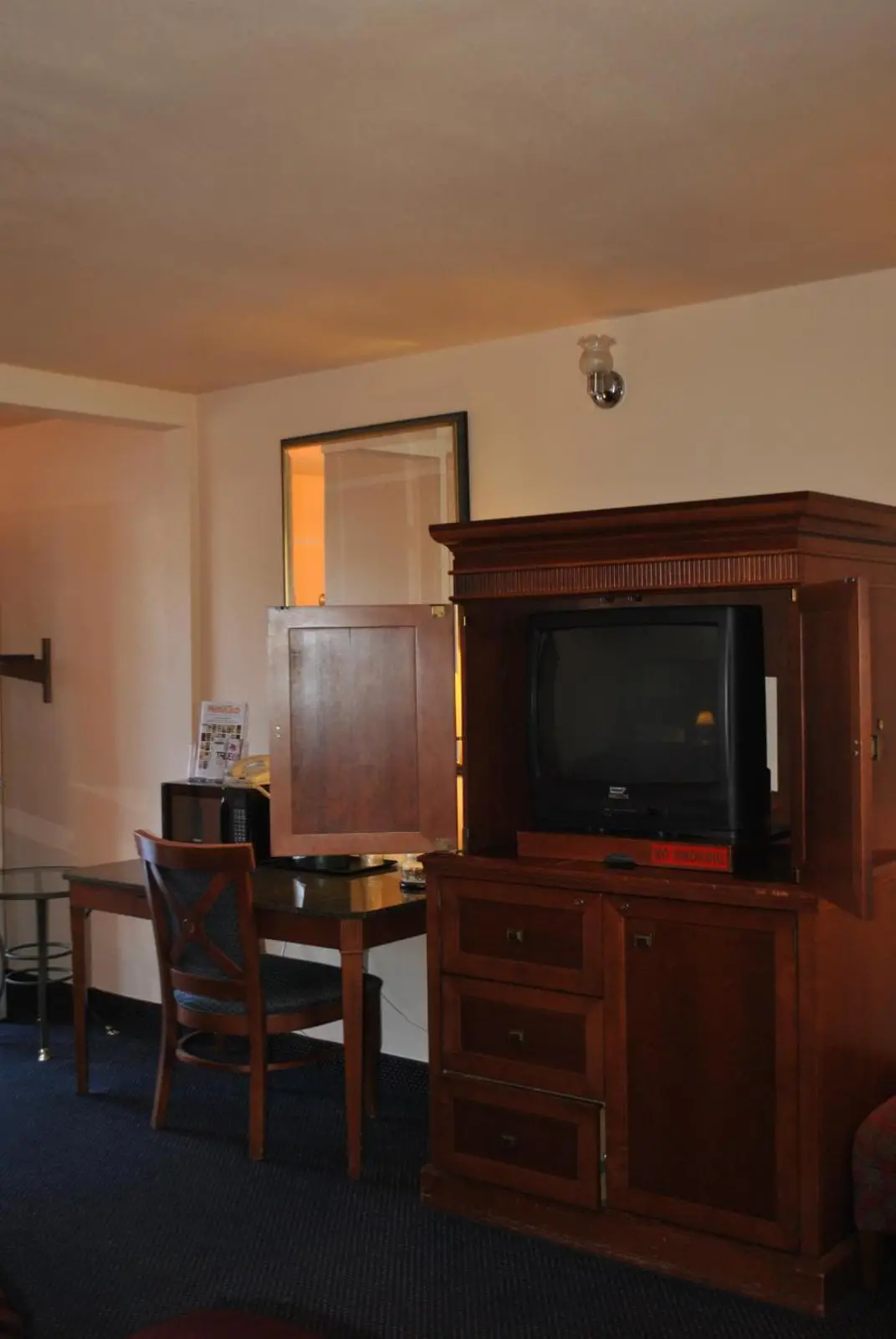 Budget Inn 9
